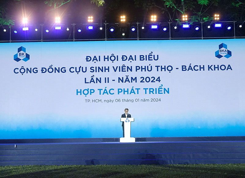 Ông Trần Bá Dương - Chủ tịch HĐQT THACO, Chủ tịch BKA phát biểu tại Đại hội. Ảnh: Thanh Thảo