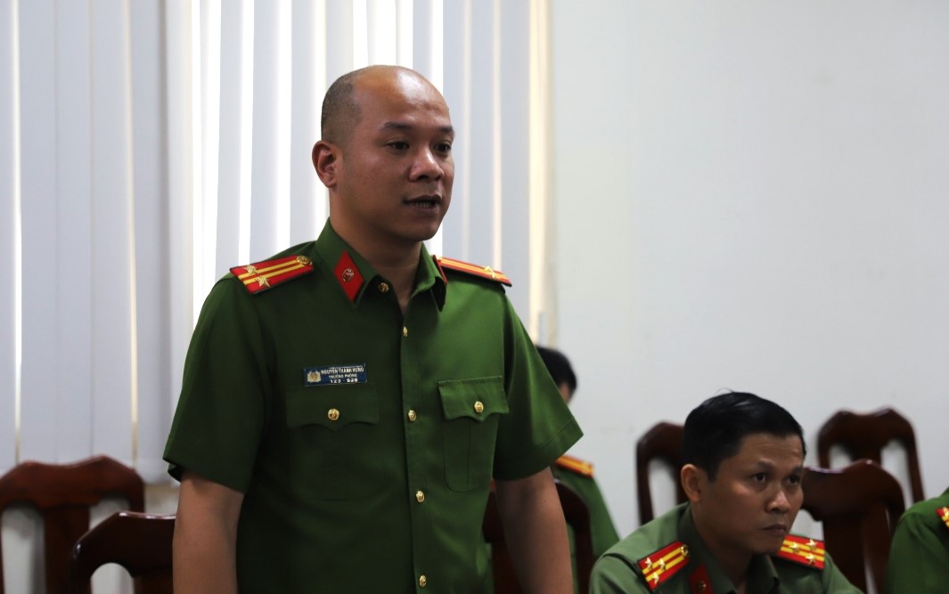 Trung tá Nguyễn Thành Hưng -Trưởng phòng Cảnh sát hình sự Công an TP.HCM thông tin tại họp báo Ảnh: Huỳnh Tỷ 