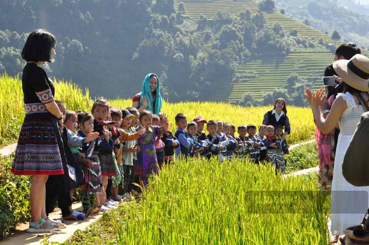 Huyện Mù Cang Chải đang tranh thủ mọi nguồn lực khai thác tiềm năng, thế mạnh phát triển du lịch. Ảnh: Bảo Nguyên