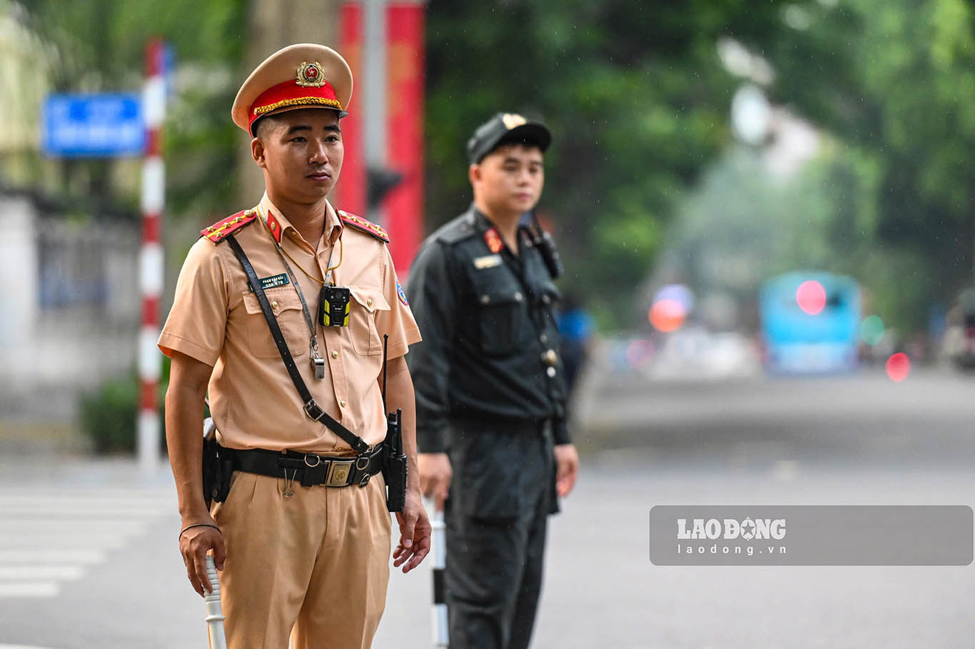 Theo ke hoach, Cuc CSGT yeu cau CSGT cac dia phuong tang cuong kiem tra, xu ly cac hanh vi vi pham ve trat tu an toan giao thong doi voi hoc sinh THCS, THPT, phu huynh, nguoi giam ho, nguoi giao phuong tien cho hoc sinh khi chua du dieu kien dieu khien... o ca tren duong bo, duong sat va duong thuy.