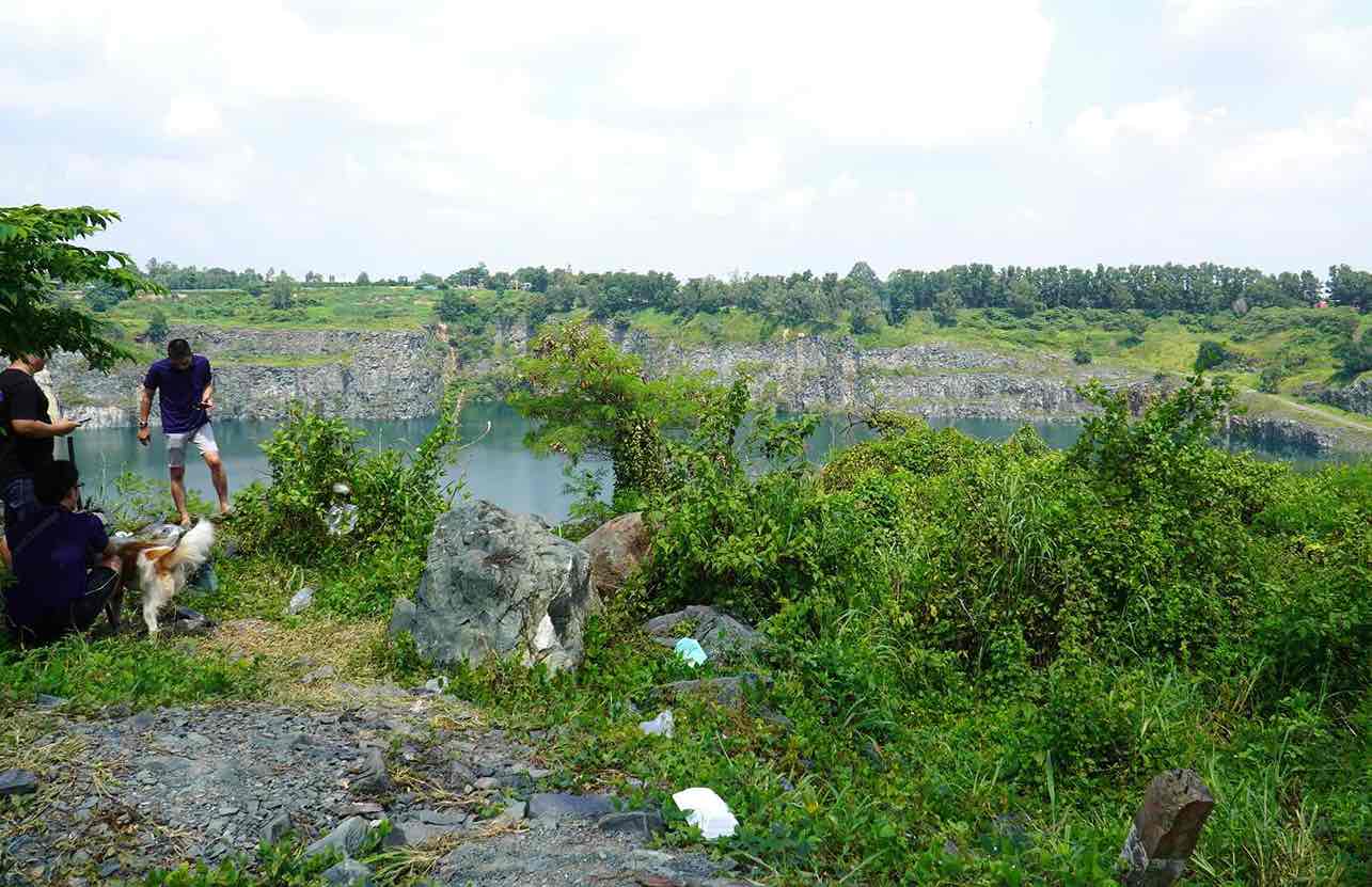 Mo da nam gan ngay khu dan cu phuong Hoa An, TP Bien Hoa. Anh: HAC