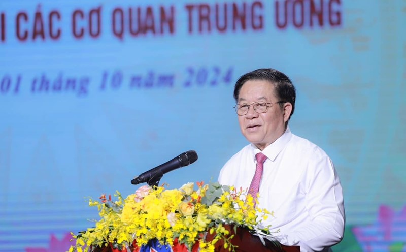 Ủy viên Bộ Chính trị, Bí thư Trung ương Đảng, Trưởng Ban Tuyên giáo Trung ương Nguyễn Trọng Nghĩa phát biểu tại Lễ trao giải. Ảnh: Hải Nguyễn