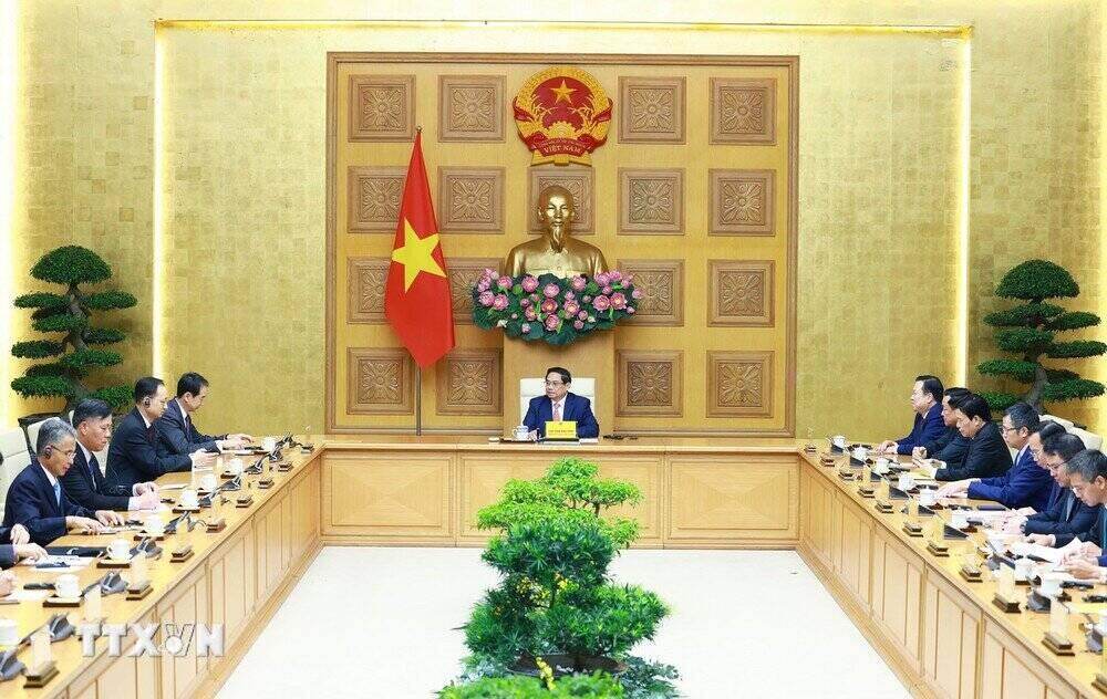 Thủ tướng Chính phủ Phạm Minh Chính tiếp Đại sứ Trung Quốc tại Việt Nam Hà Vĩ. Ảnh: TTXVN 