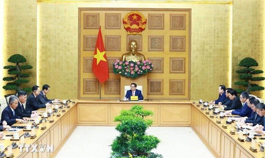 Thủ tướng Chính phủ Phạm Minh Chính tiếp Đại sứ Trung Quốc tại Việt Nam Hà Vĩ. Ảnh: TTXVN