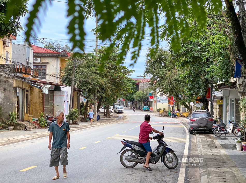 Khong con tinh trang ngap ung tai duong Thanh Nien (phuong Hong Ha).