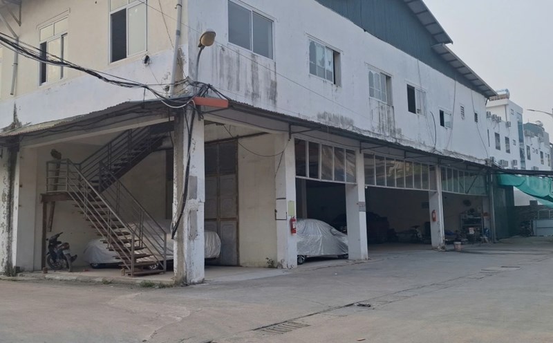 Chợ dân sinh xây xong không sử dụng tại Hà Nội. Ảnh: Đền Phú