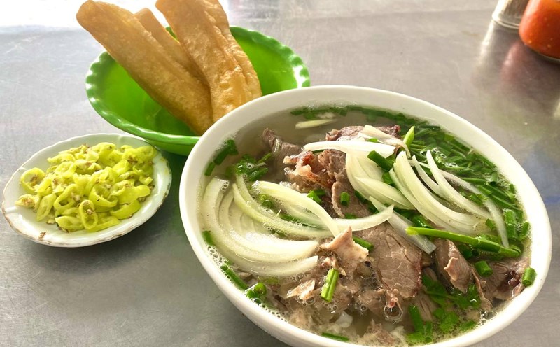Pho Cuong is a 3-generation family recipe. Photo: Minh Thuong