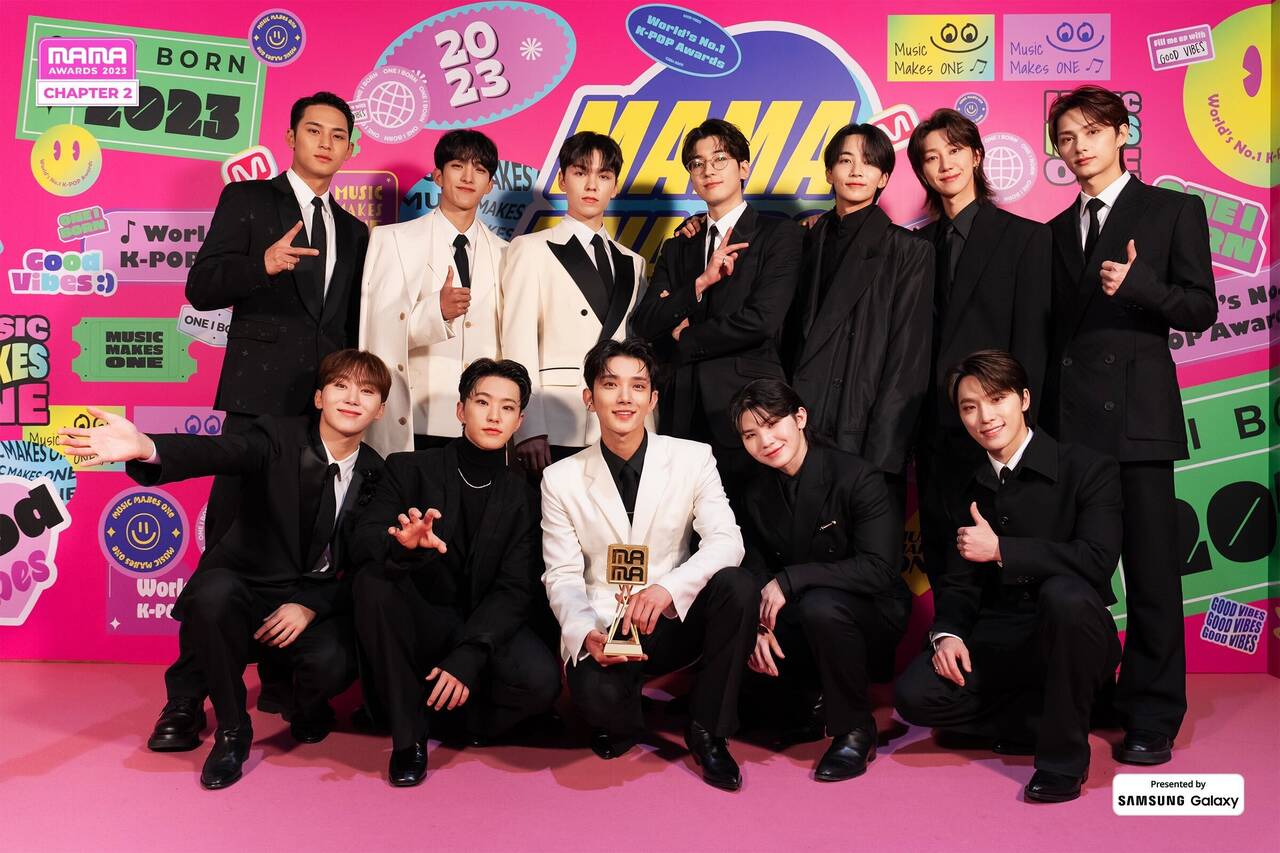 Seventeen da thang giai Album cua nam o le trao giai MAMA 2023. Anh: MAMA
