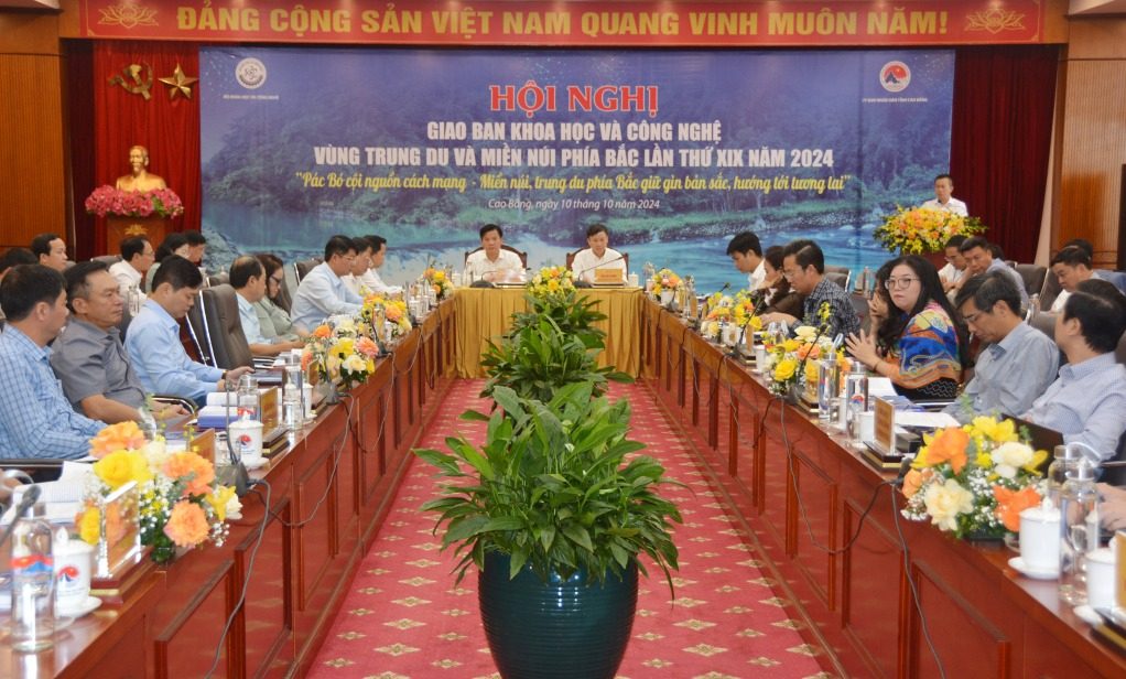 The 19th Northern Midlands and Mountainous Region Science and Technology Conference took place in Cao Bang. Photo: Vu Tiep.