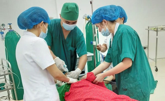 Phụ cấp nhân viên y tế không thay đổi trong gần 15 năm qua. Ảnh minh hoạ: Thành Đạt