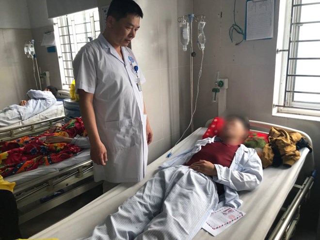 Tham gia BHYT nguoi dan giam duoc nhieu chi phi kham chua benh. Anh: Ha Anh