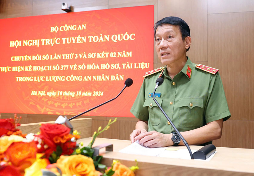 Minister Luong Tam Quang at the third National Online Conference on Digital Transformation. Photo: H.Phong