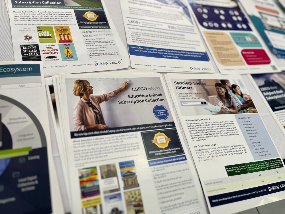 The 2024 Science and Technology Book Exhibition has the theme "Knowledge and Technology: The Journey of Innovation". Photo: Thuy Trang