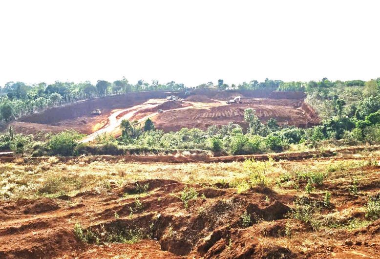 Nhieu du an chua the trien khai do lien quan den van de bo xit. Anh: Thanh Quynh