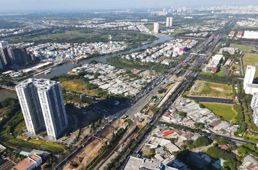 Thời tiết Nam Bộ ngày nắng, chiều có mưa. Ảnh: Anh Tú