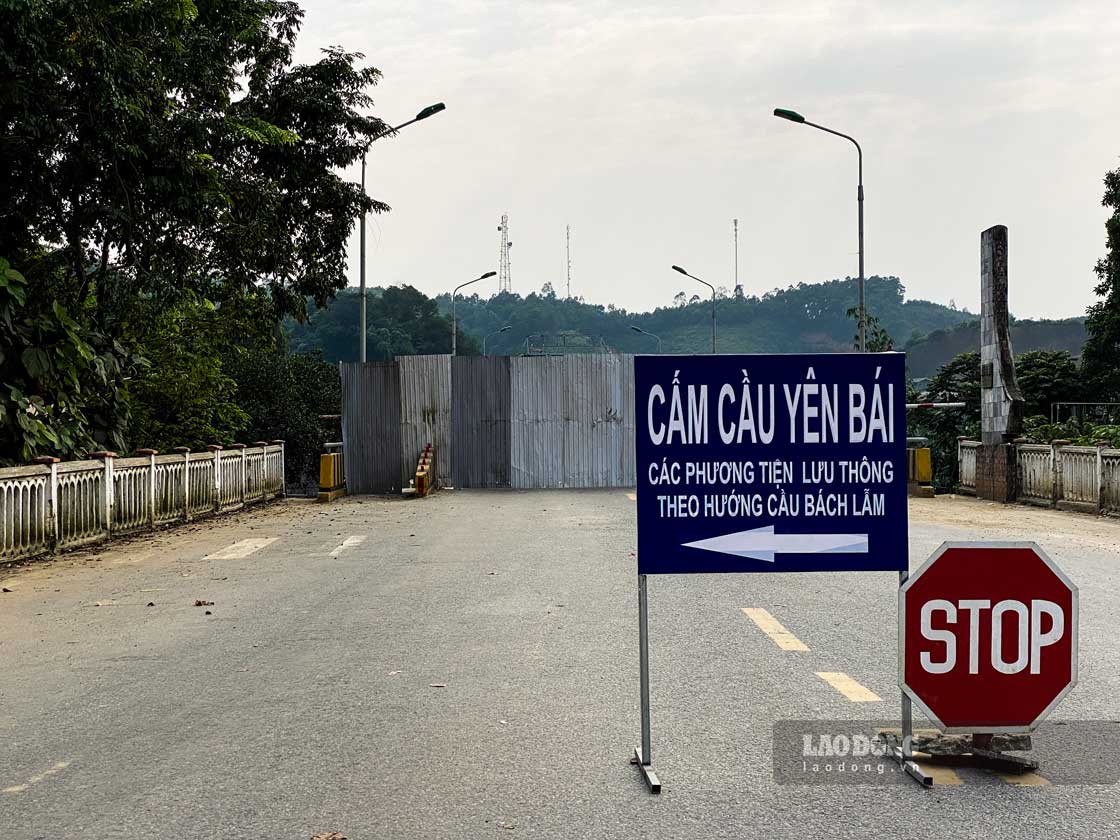 De dam bao an toan cho nguoi va phuong tien tham gia giao thong, So Giao thong Van tai Yen Bai cam toan bo nguoi va phuong tien luu thong qua cau Yen Bai ke tu 17h ngay 3.10.  Dong thoi to chuc phan luong giao thong di lai qua cau Bach Lam, cau Tuan Quan va cac cau khac tren dia ban TP Yen Bai.