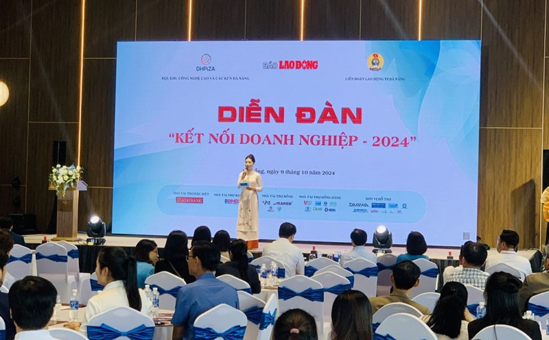 Nearly 400 businesses participated in the "Connecting Businesses - 2024" forum in Da Nang. Photo: Tuong Minh