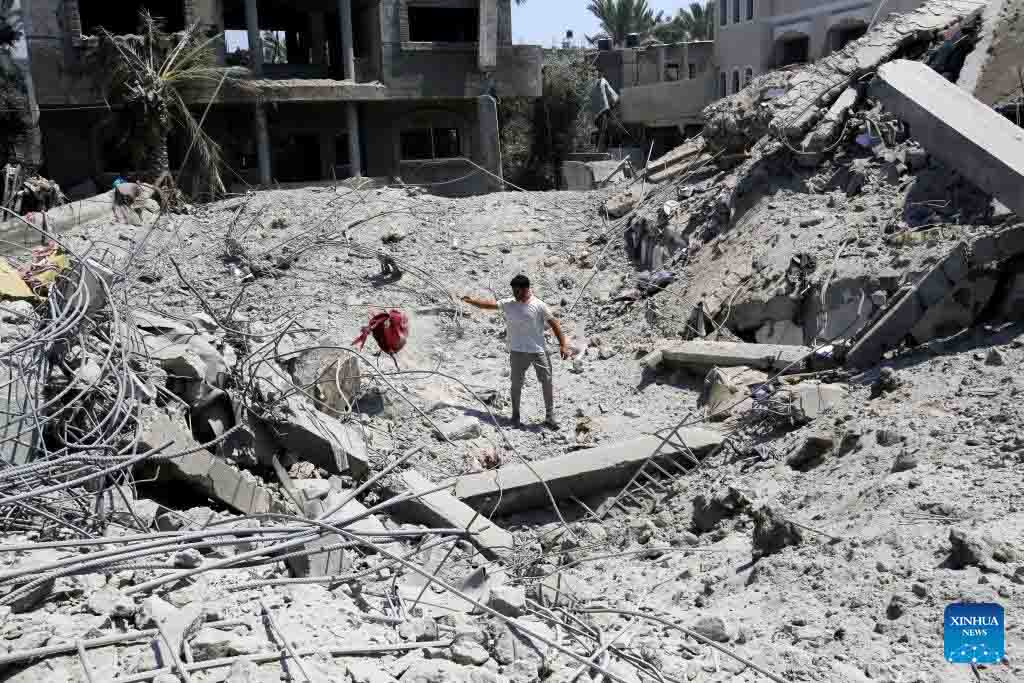 A residential area in Deir Al-Balah was destroyed after an Israeli airstrike. Photo: Xinhua