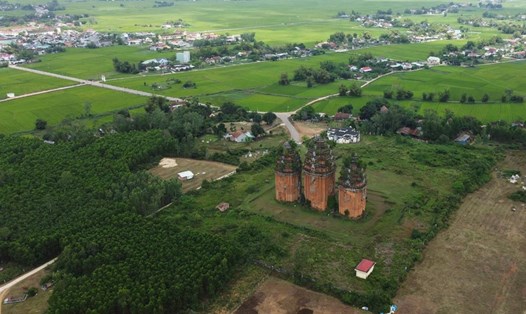 Di tích quốc gia đặc biệt tháp Dương Long (huyện Tây Sơn, Bình Định). Ảnh minh họa: Hoài Luân