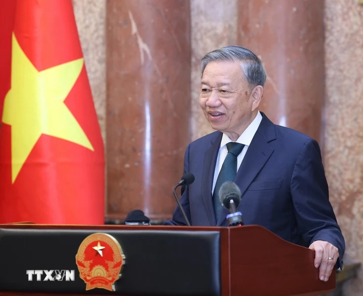 General Secretary and President To Lam met with a delegation of outstanding businessmen from the Vietnam Federation of Commerce and Industry and the Vietnam Association of Private Entrepreneurs. Photo: Lam Khanh/ VNA