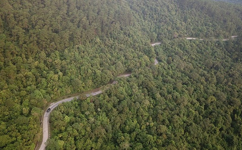 The road to Ky Thuong commune - where Ha Long plans to build a 5.7km cable car line. Photo: Truong Giang