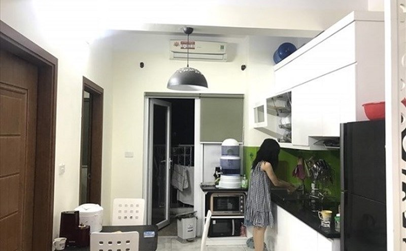Due to high housing prices, Ha and her husband still rent a house. Photo: Provided by the character