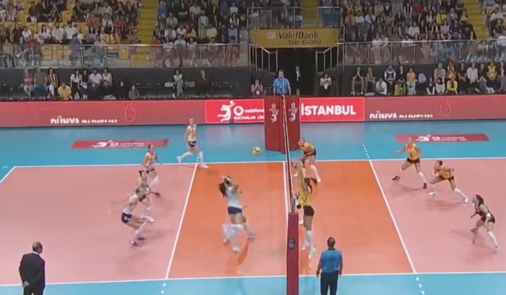  Vakifbank gianh chien thang trong set 1.  