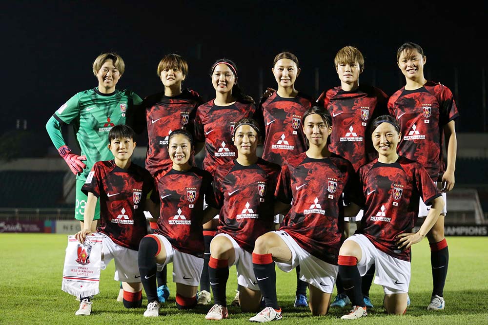 Urawa Red Diamonds co the xem la mot trong nhung ung vien vo dich o giai dau nam nay khi quy tu nhieu cau thu hang dau cua bong da Nhat Ban.