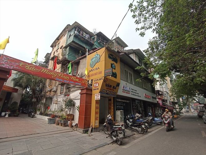 A corner of the Vong Duc apartment complex (Hoan Kiem district, Hanoi). Photo: Thu Giang