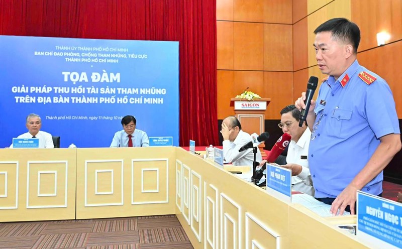 Deputy Director of Institute of Ho Chi Minh City People's Procuracy Ngo Pham Viet said that if corrupt criminals disperse assets without any intention of recovering, they will propose to prosecute for money laundering. Photo: VIET DUNG