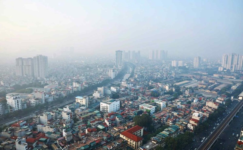 Hà Nội ô nhiễm không khí, cảnh báo ảnh hưởng sức khỏe. Ảnh: Phương Anh