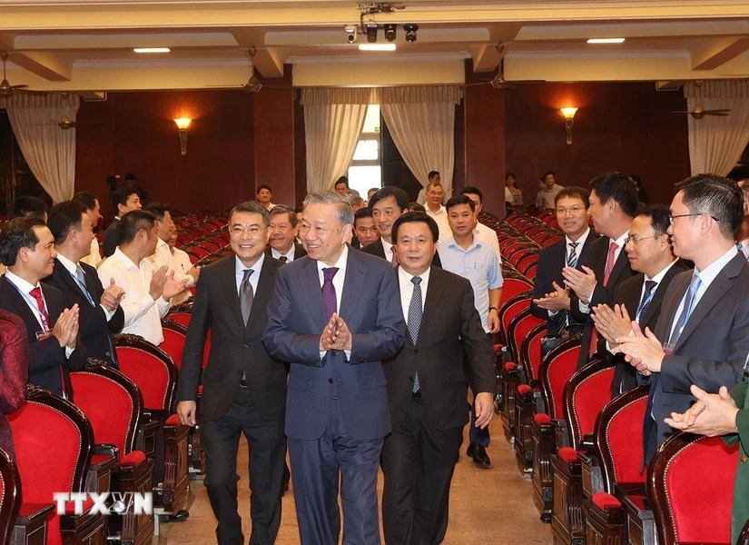 General Secretary and President To Lam attended the opening ceremony of the Training Course for Planning Cadres for Party Central Committee Members. Photo: VNA