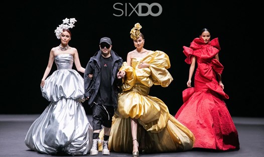 Thanh Hằng diễn vedette. Ảnh: Kiếng Cận.