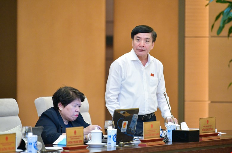 Secretary General of the National Assembly Bui Van Cuong has just signed and issued the Conclusion of the National Assembly Standing Committee on the draft Law on Management and Investment of State Capital in Enterprises. Photo: Quochoi.vn