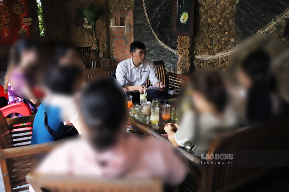 School health workers in Tay Son district (Binh Dinh) are sad because they have been "ignored" by the regime for many years. Photo: Phuong Thao