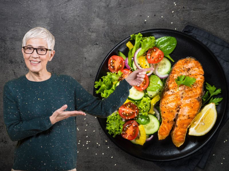 Elderly people can add some bone-healthy foods to their breakfast. Graphics: Ha May