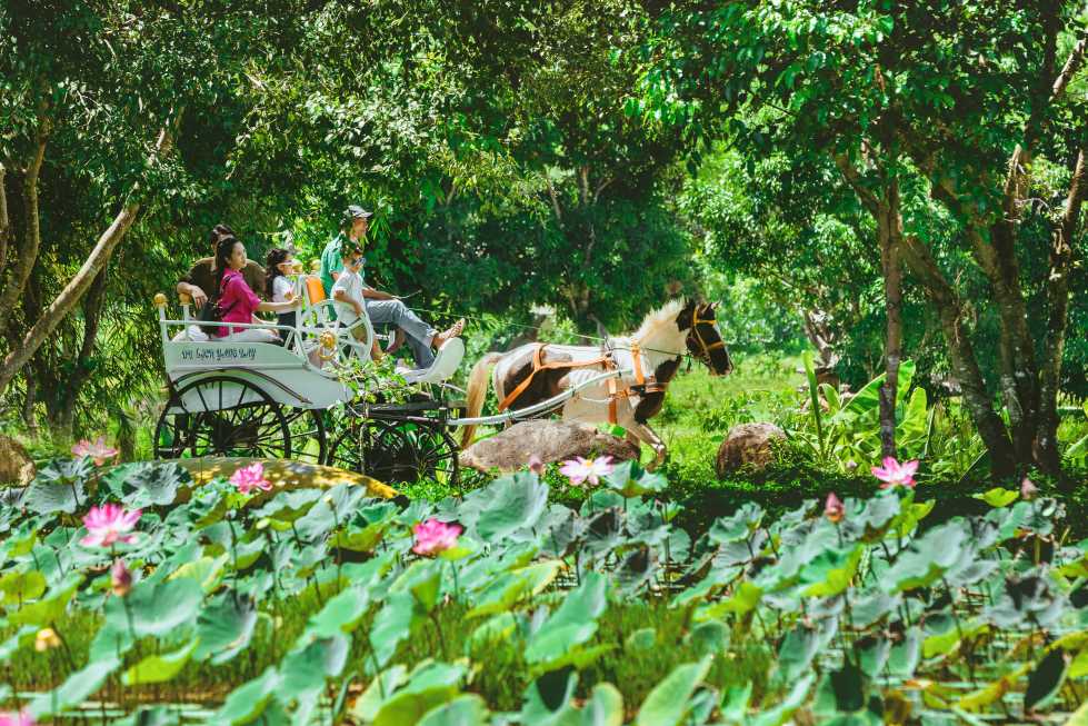 Loat trai nghiem thu vi voi gia uu dai nhat tu truoc den nay duoc ap dung tai Yang Bay tri an ngay phu nu Viet Nam. Anh: Kieu Huong