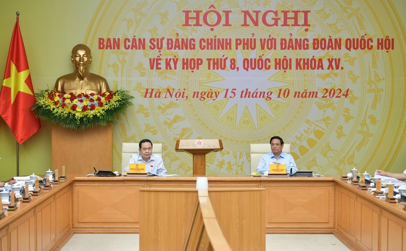 The Government Party Committee works with the National Assembly Party Delegation on the 8th Session of the 15th National Assembly. Photo: Nghia Duc