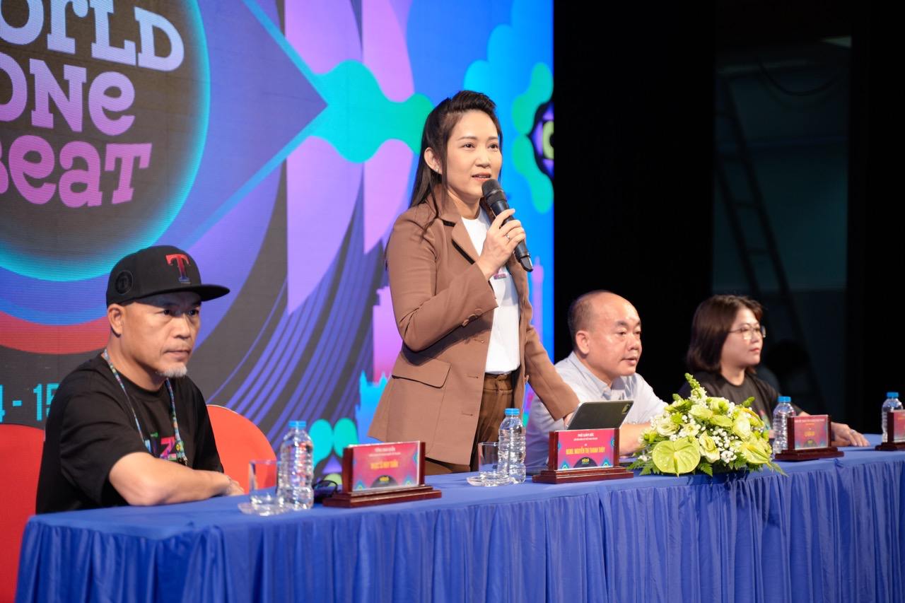 People's Artist Thanh Thuy shares at the press conference of the 4th Ho Chi Minh City International Music Festival - Ho Do. Photo: Organizing Committee.