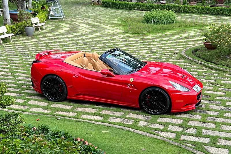 The Ferrari California with Hamann body kit is owned by a car enthusiast in Ho Chi Minh City. Photo: Supercar In VietNam