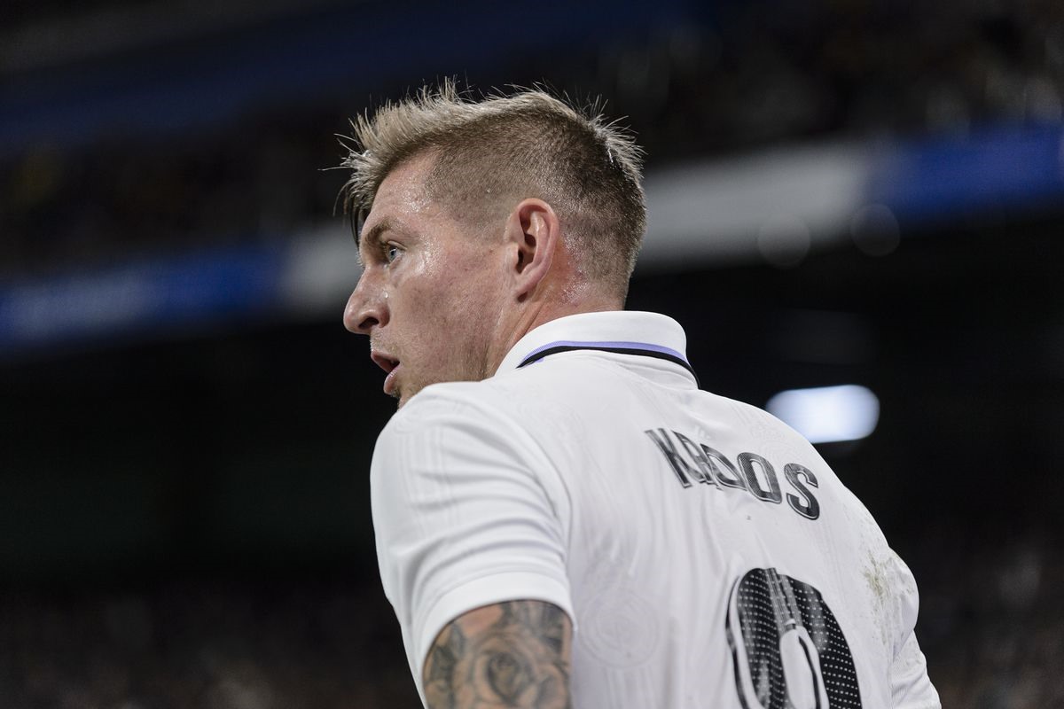 Cai bong cua Kroos tai Bernabeu van la qua lon.  Anh: AFP