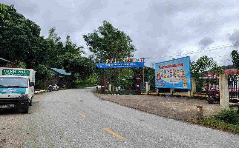 Tai nạn giao thông khiến bé gái đang học lớp 4 tử vong. Ảnh: Tân Văn.