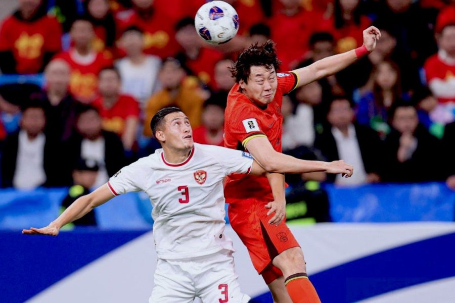 Sau 3 trận hòa, tuyển Indonesia (áo trắng) nhận thất bại đầu tiên tại vòng loại thứ 3 World Cup 2026 khu vực châu Á. Ảnh: Sohu