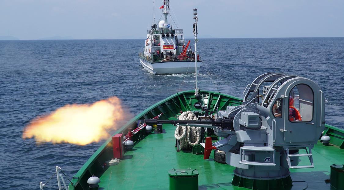 Artillery firing drill of Coast Guard Region 4 Command. Photo: Coast Guard Region 4 Command