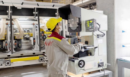 Chuyển đổi số trong doanh nghiệp mang lại nhiều lợi ích thiết thực, góp phần tăng năng suất lao động, tiết kiệm thời gian, chi phí… Ảnh: Cường Ngô