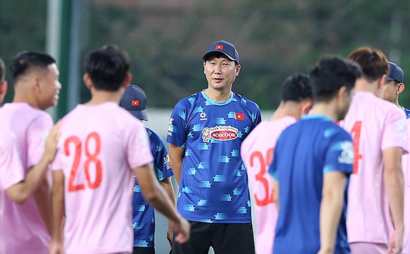 Vietnam team during the FIFA Days training session in October. Photo: VFF