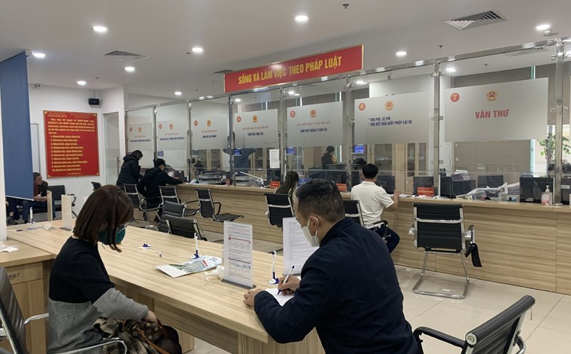 Hanoi officially approved the pilot project of the City-level Public Administration Service Center. Photo: Tran Vuong