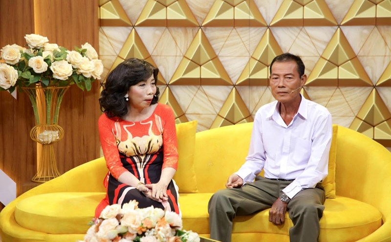 Mr. Moi and his wife at "Husband and Wife Harmony". Photo: Producer.