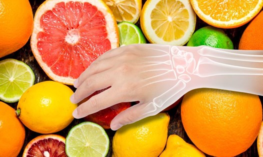 Trái cây họ cam quýt giàu vitamin C, tốt cho xương khớp. Đồ họa: Thanh Thanh