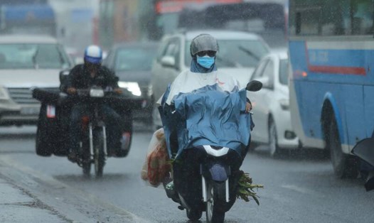 Mưa dông liên tục diễn ra ở khu vực Nam Bộ. Ảnh: Thanh Vũ